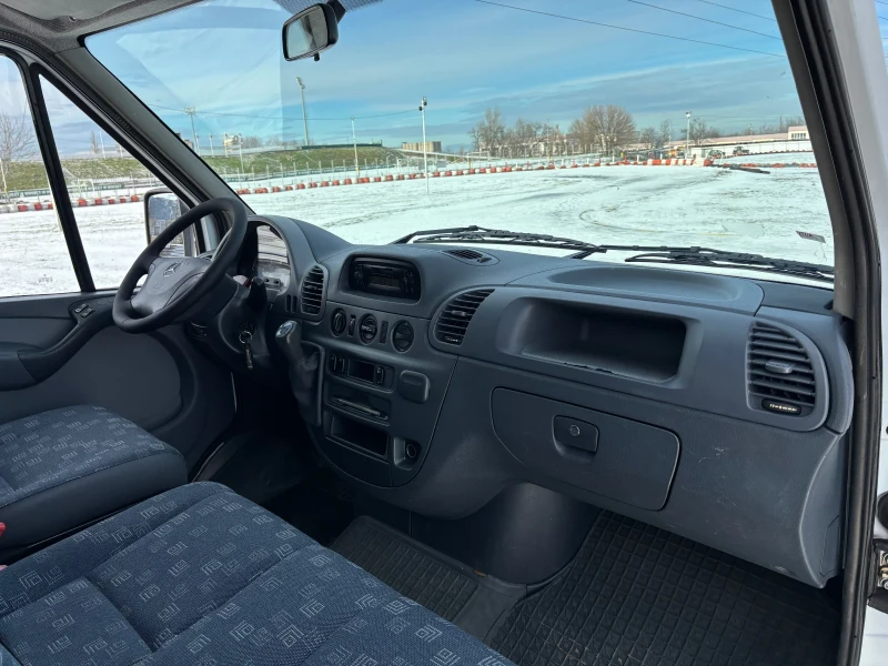 Mercedes-Benz Sprinter 416 2.7cdi Автоматик, снимка 10 - Бусове и автобуси - 53048278
