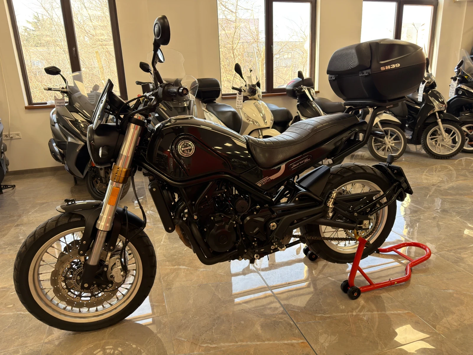 Benelli 500 LEONCINO 500 ABS 7000km. A2, снимка 7 - Мотоциклети и мототехника - 53735070