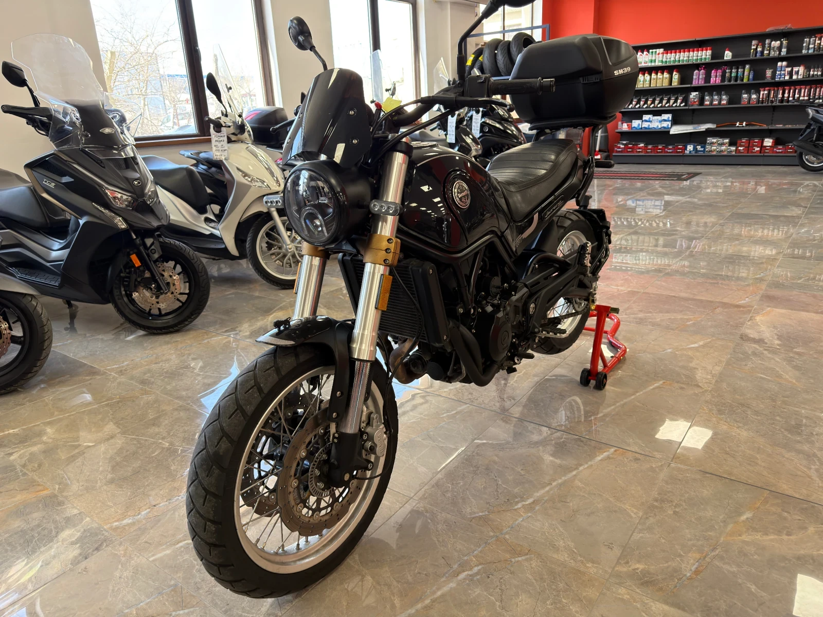 Benelli 500 LEONCINO 500 ABS 7000km. A2, снимка 8 - Мотоциклети и мототехника - 53735070