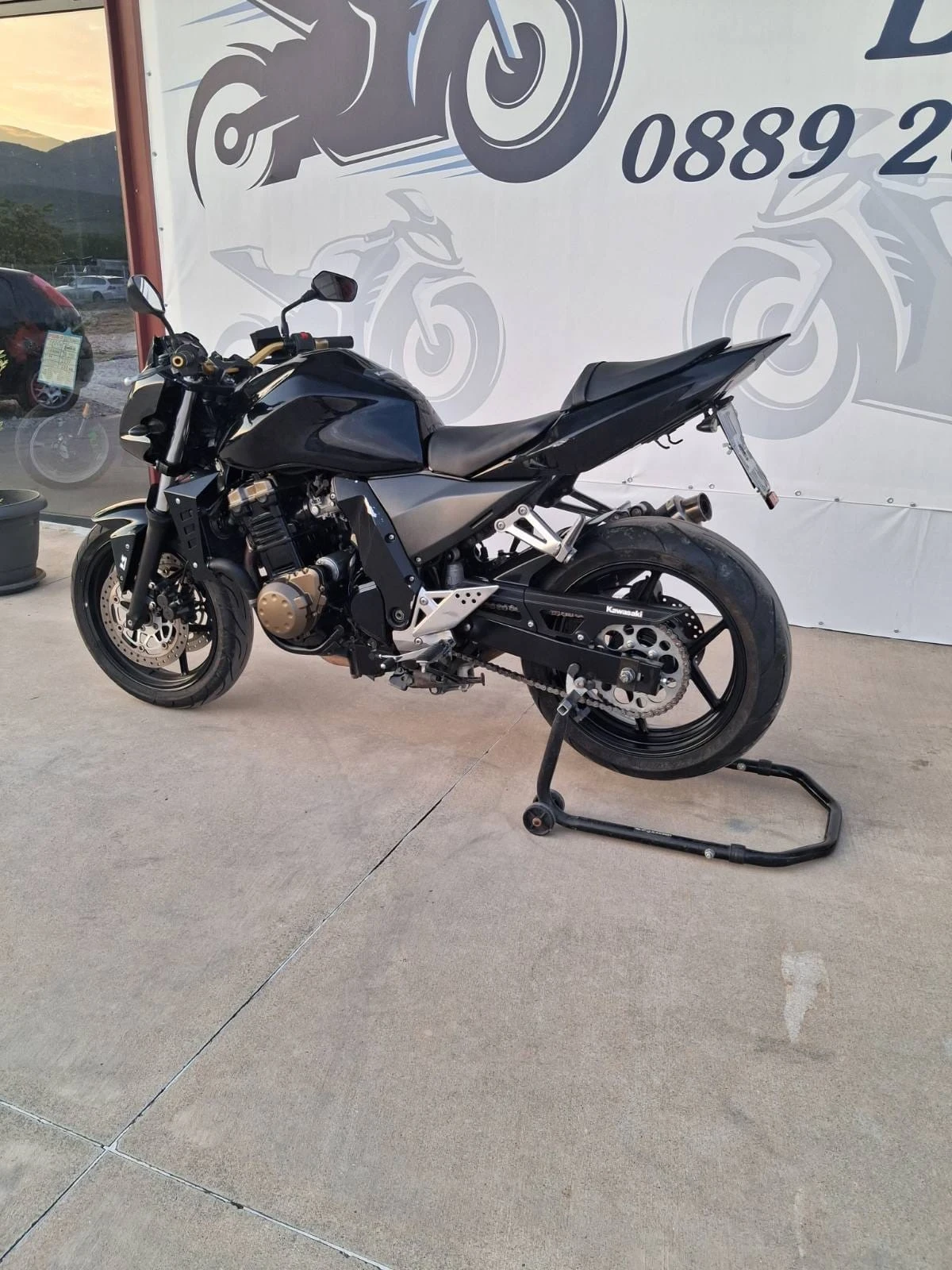 Kawasaki Z 750 35kw A2, снимка 4 - Мотоциклети и мототехника - 56045548