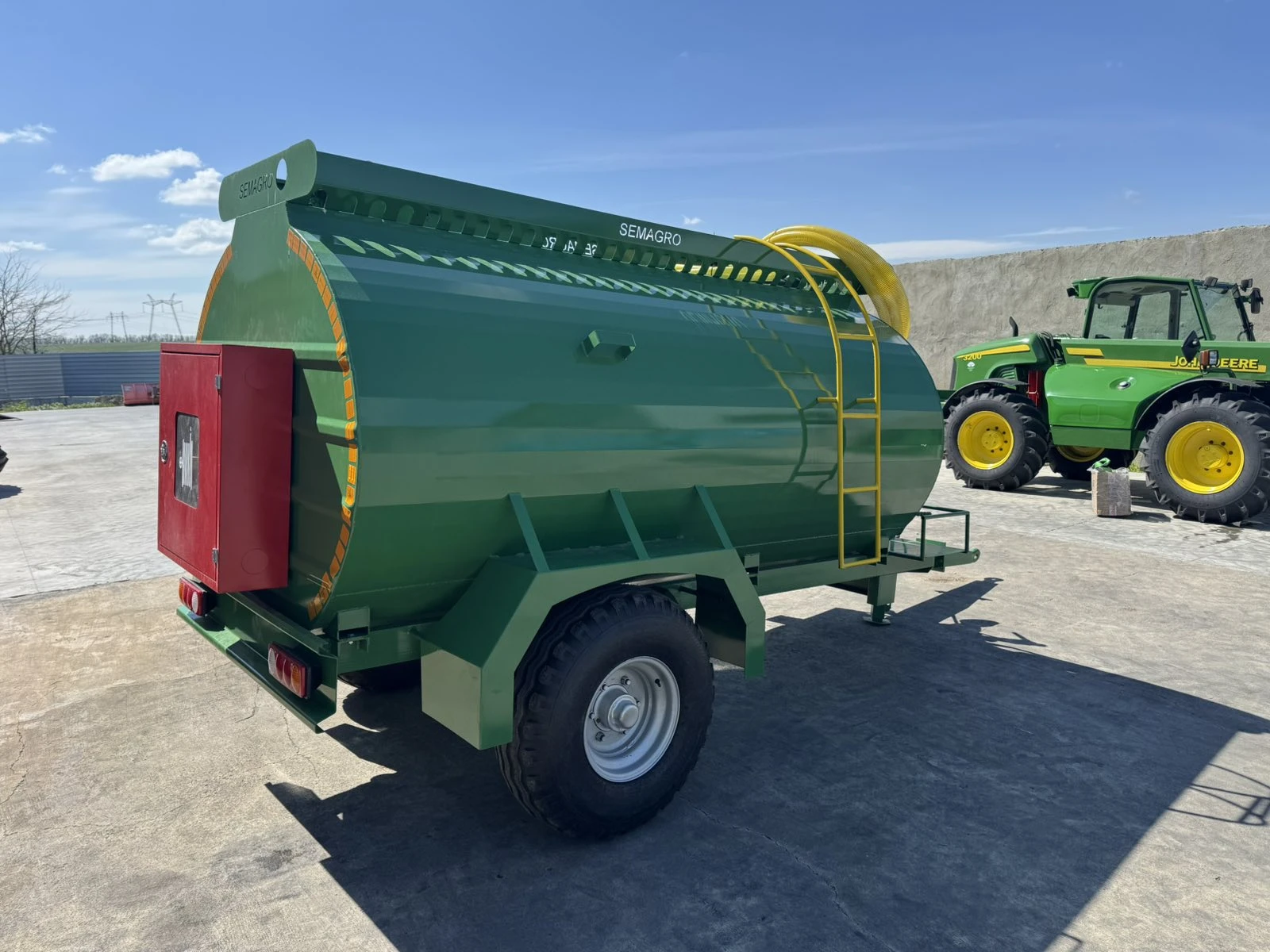 Трактор John Deere  - изображение 6