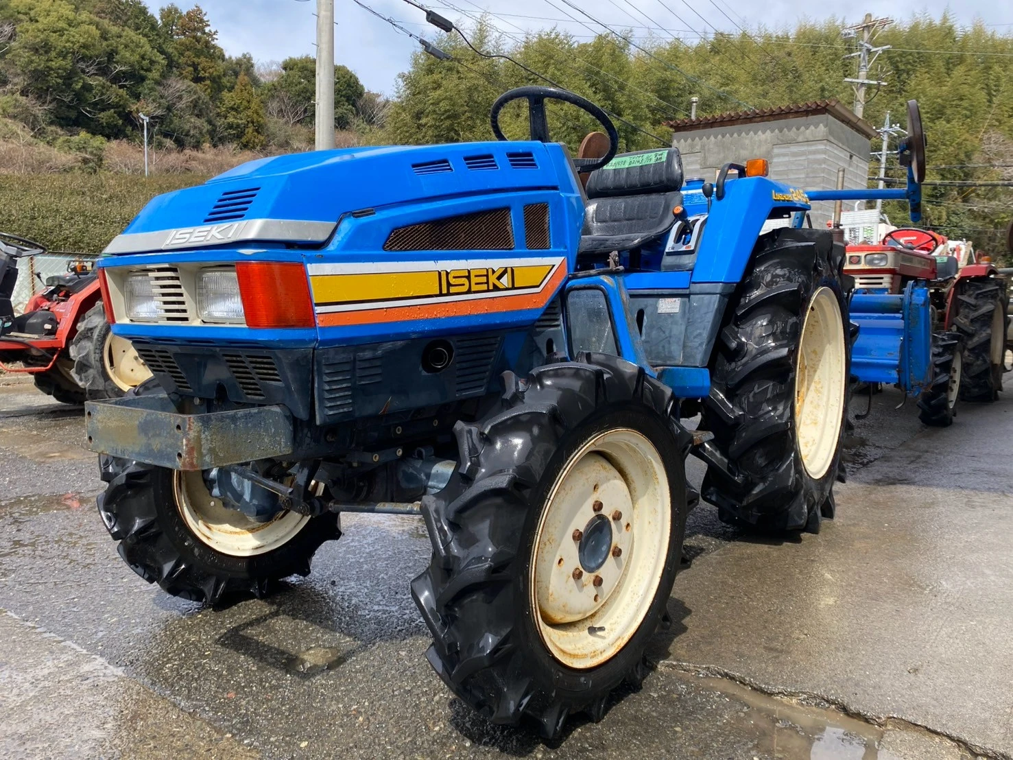 Трактор ISEKI TU 245 - изображение 2