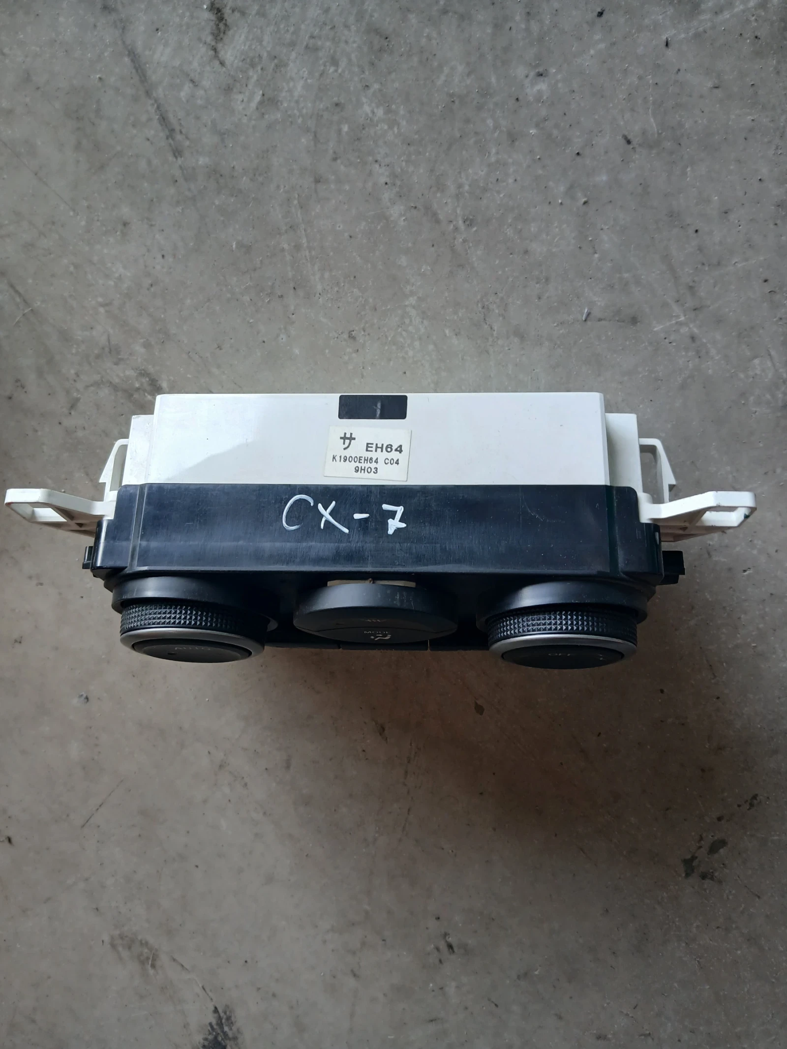 K1900EH64 управление климатроник Mazda CX7 , снимка 2 - Части - 54821632