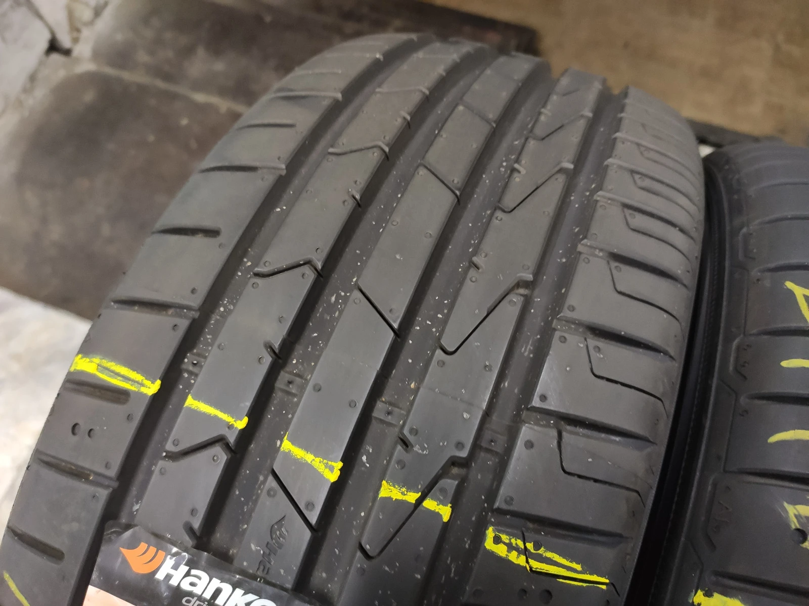  215/45R16 | Mobile.bg   3