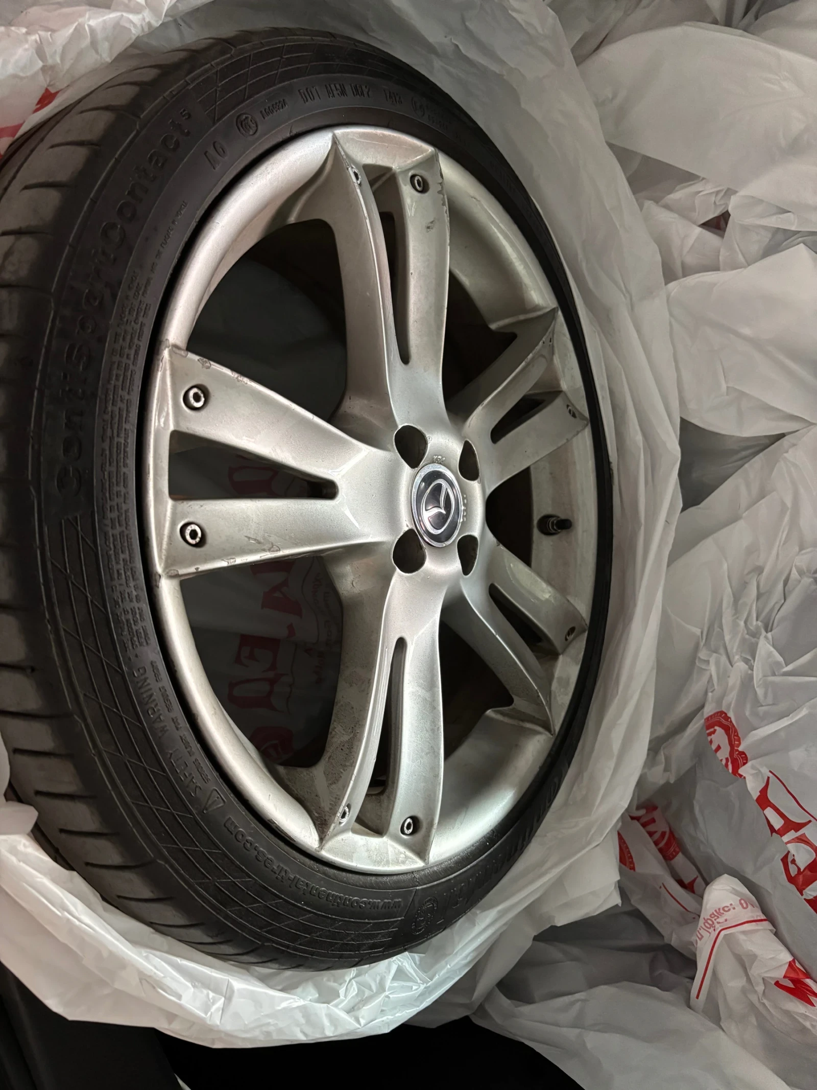 Гуми с джанти Continental 225/40R18, снимка 2 - Гуми и джанти - 55241549