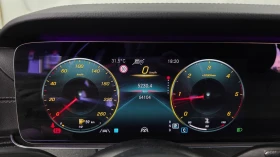 Mercedes-Benz E 220 4MATIC/AMG-LINE/DRIVE-ASSISTS/SUNROOF, снимка 9