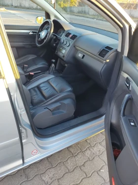 VW Touran 1.6 FSI, снимка 11