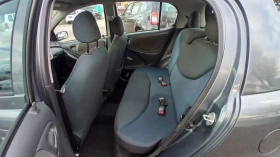 Toyota Yaris 1.0i, снимка 9