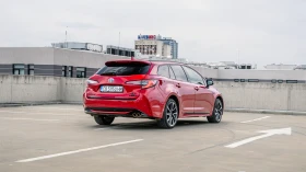 Toyota Corolla Luxury Premium Pano Roof 2.0 Hybrid 184hp. | Mobile.bg    6