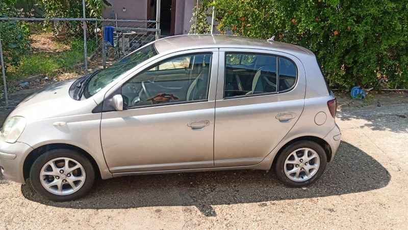 Toyota Yaris, снимка 4 - Автомобили и джипове - 47250582