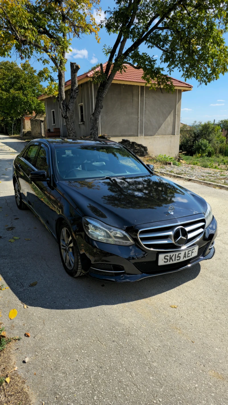 Mercedes-Benz E 220 Bluetec, снимка 1 - Автомобили и джипове - 47329700