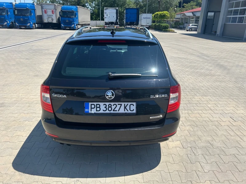 Skoda Superb, снимка 2 - Автомобили и джипове - 47423629