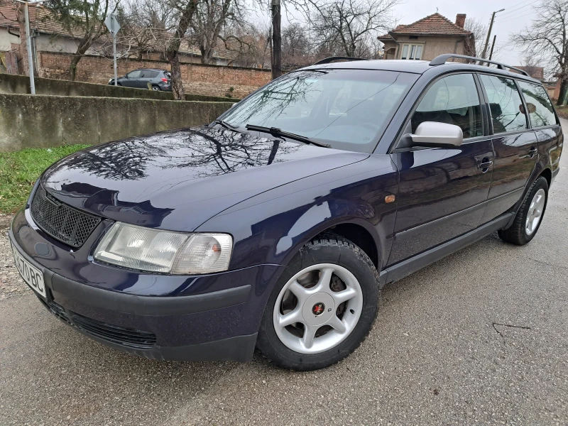 VW Passat, снимка 1 - Автомобили и джипове - 48452639