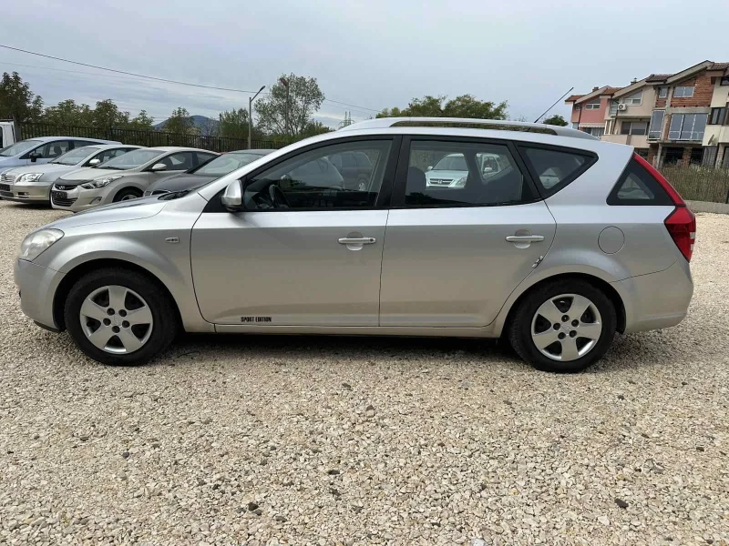 Kia Ceed 1.6//ГАЗОВ ИНЖЕКЦИОН//КЛИМАТИК , снимка 2 - Автомобили и джипове - 48473903