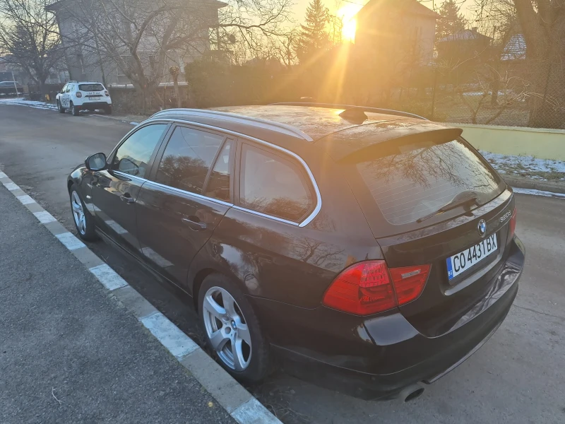 BMW 320, снимка 4 - Автомобили и джипове - 49204133