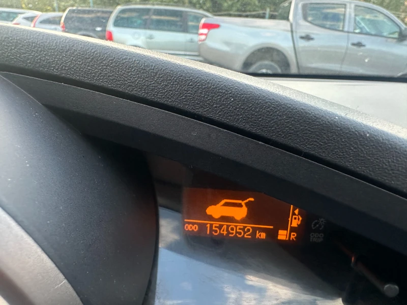 Toyota Verso 2.0D4D 126kc FACE, снимка 11 - Автомобили и джипове - 51108250