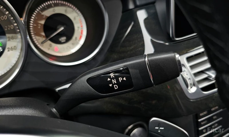 Mercedes-Benz CLS 400, снимка 9 - Автомобили и джипове - 52900106