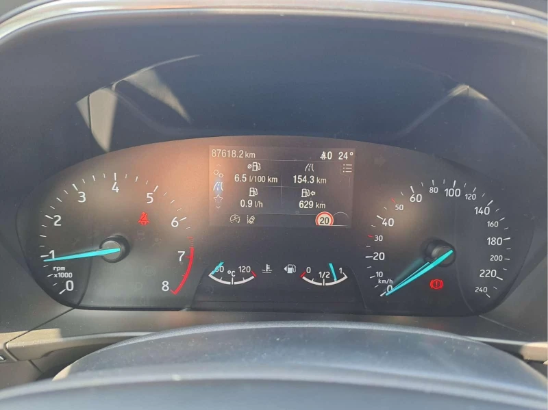 Ford Focus 1.0 Ecoboost, снимка 12 - Автомобили и джипове - 53267825