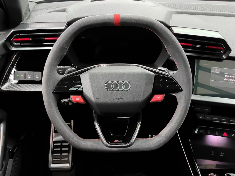 Audi Rs3 CARBON/400HP/PANO/SONOS/MASSAGE/MATRIX/MEMO/750g, снимка 10 - Автомобили и джипове - 53341377