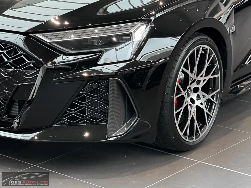 Audi Rs3 CARBON/400HP/PANO/SONOS/MASSAGE/MATRIX/MEMO/750g, снимка 2 - Автомобили и джипове - 53341377