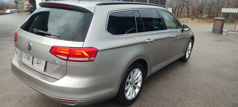 VW Passat 1.6 TDI, снимка 7 - Автомобили и джипове - 53395168