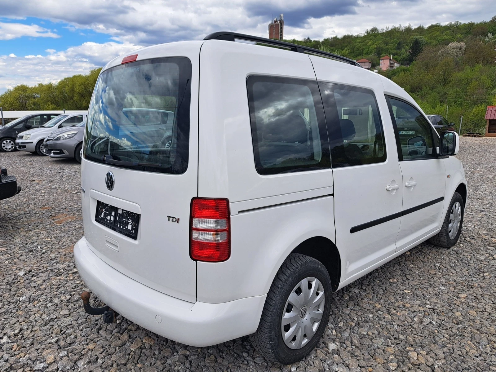 VW Caddy 1.6 TDI - изображение 9