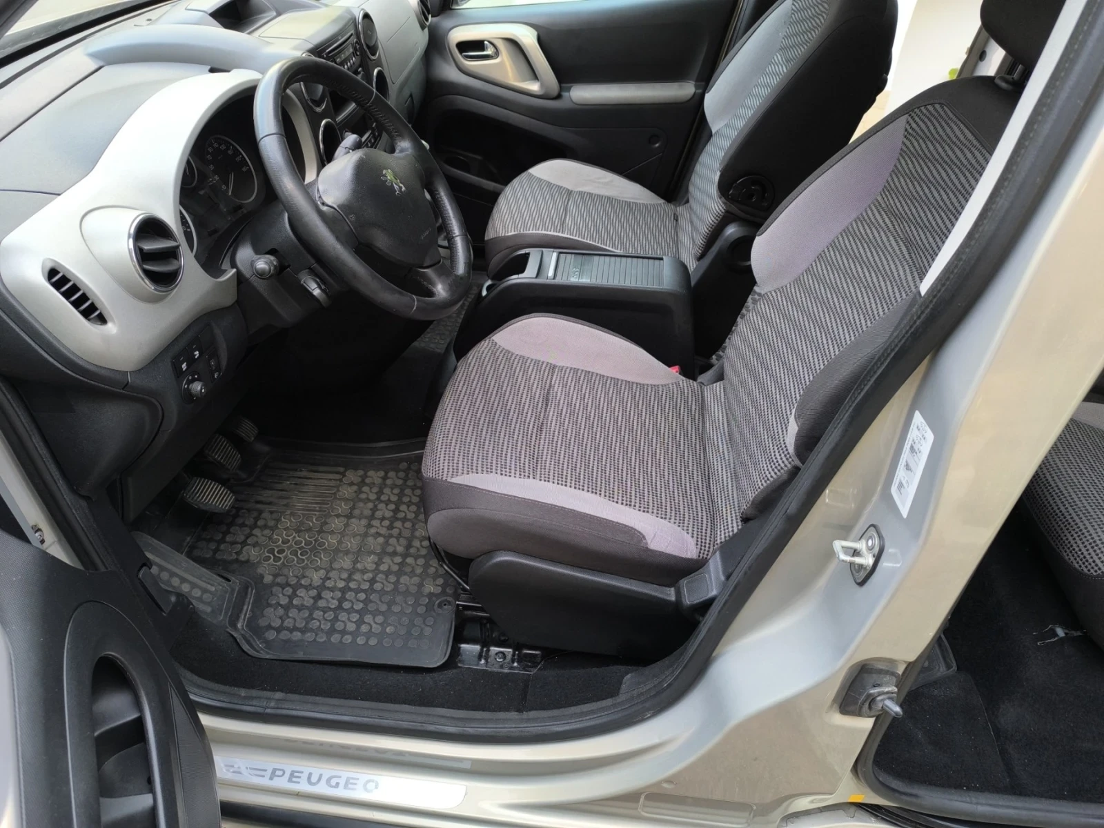 Peugeot Partner HDi/109k.c./Отличен - изображение 7