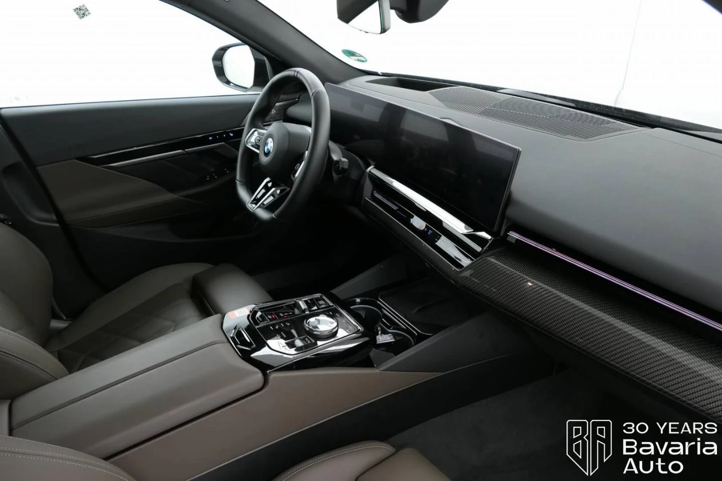 BMW 540 d xDrive Touring M Sport Paket - изображение 7
