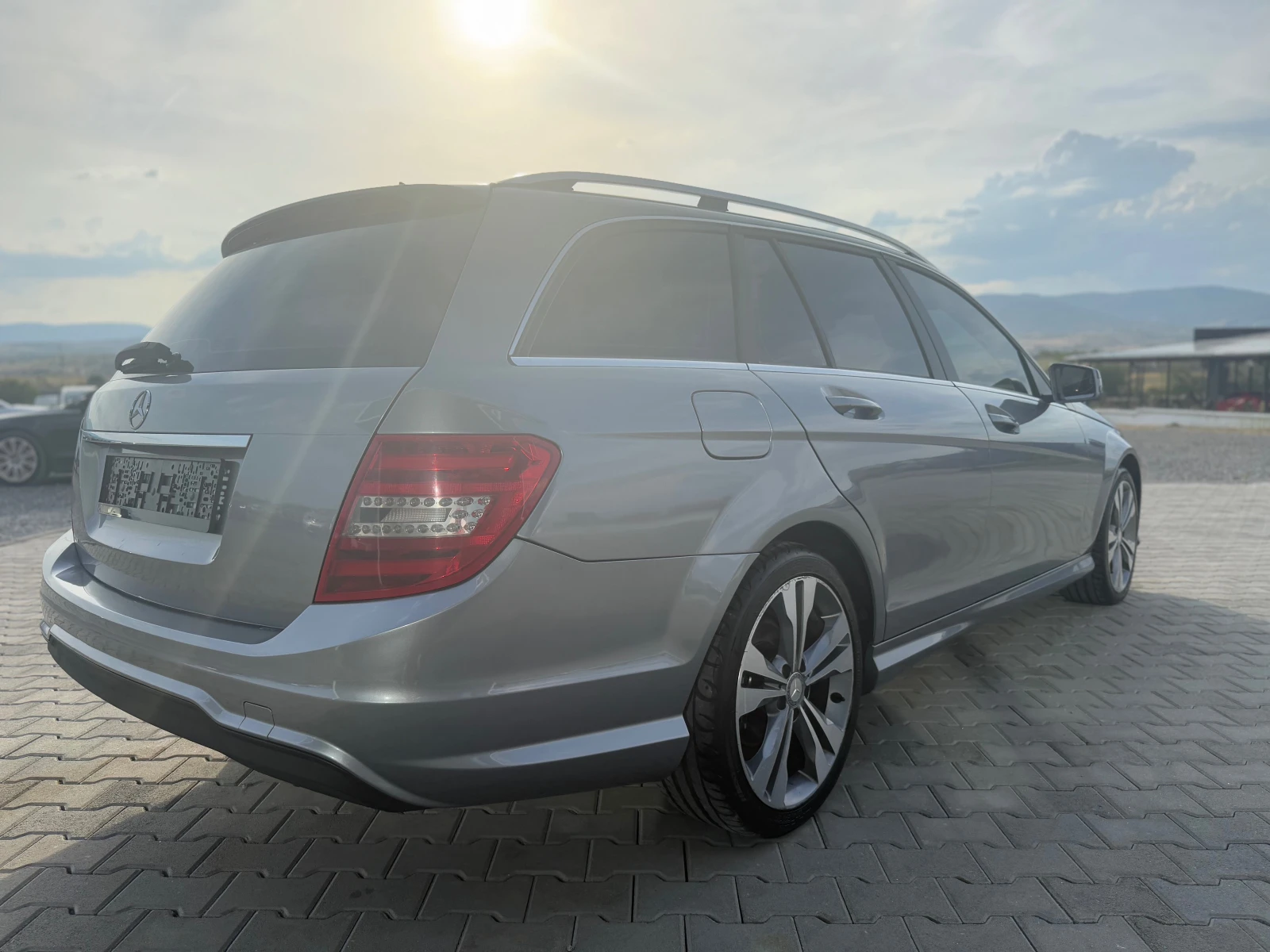 Mercedes-Benz C 220 2.2 cdi AMG FACE lift СОБСТВЕН ЛИЗИНГ   - изображение 5