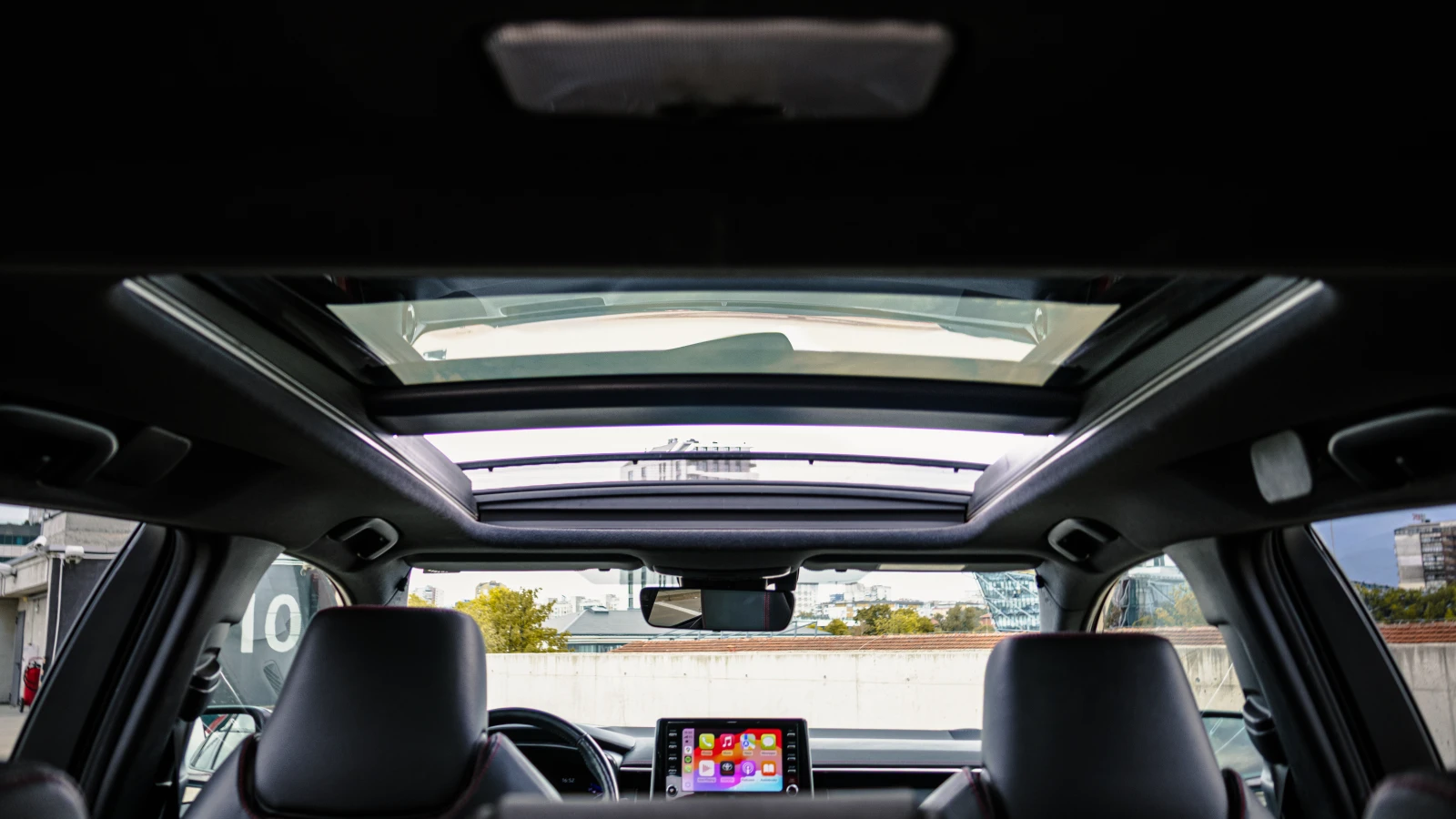 Toyota Corolla Luxury Premium Pano Roof 2.0 Hybrid 184hp. | Mobile.bg   16