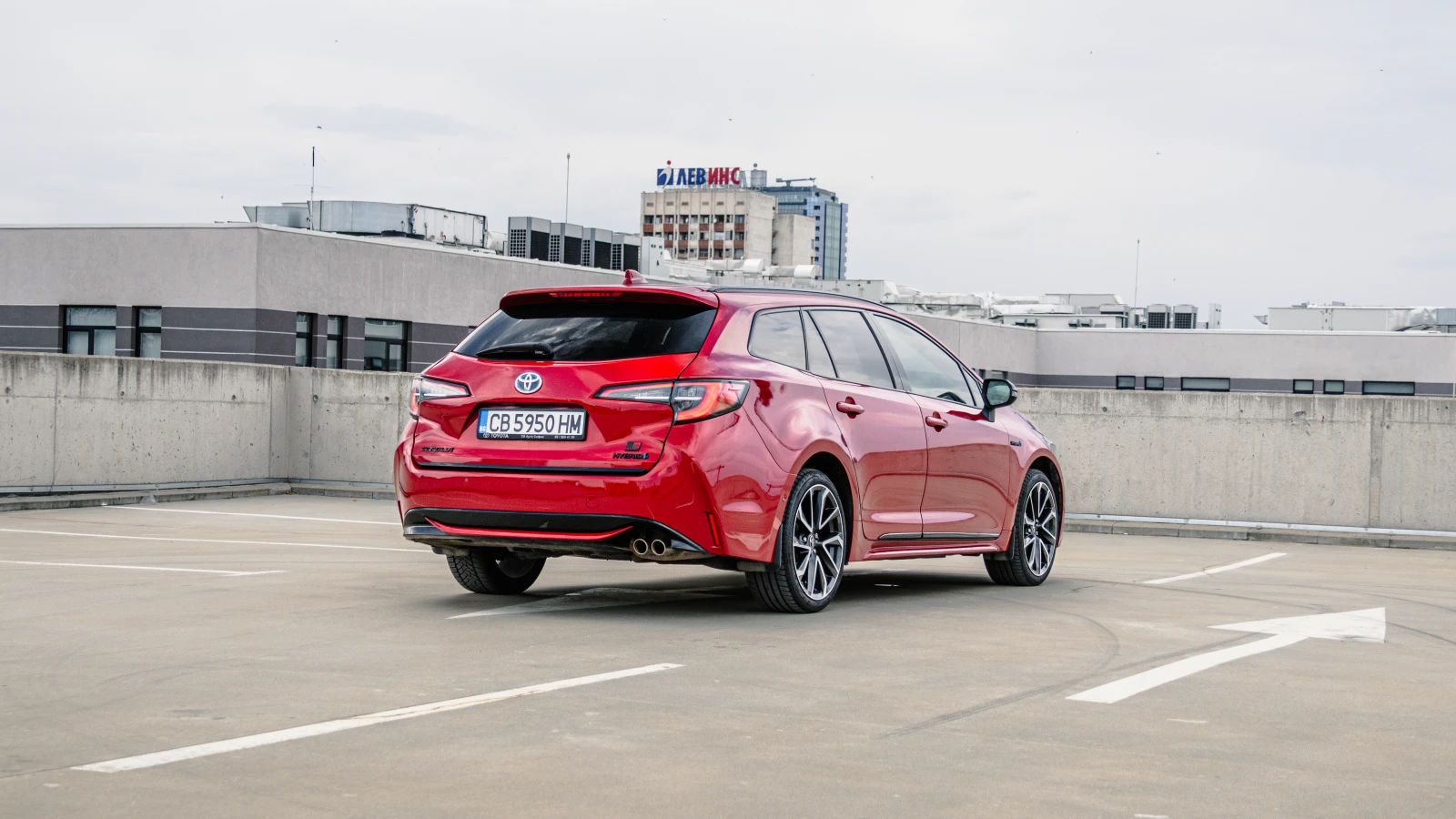 Toyota Corolla Luxury Premium Pano Roof 2.0 Hybrid 184hp. - изображение 6