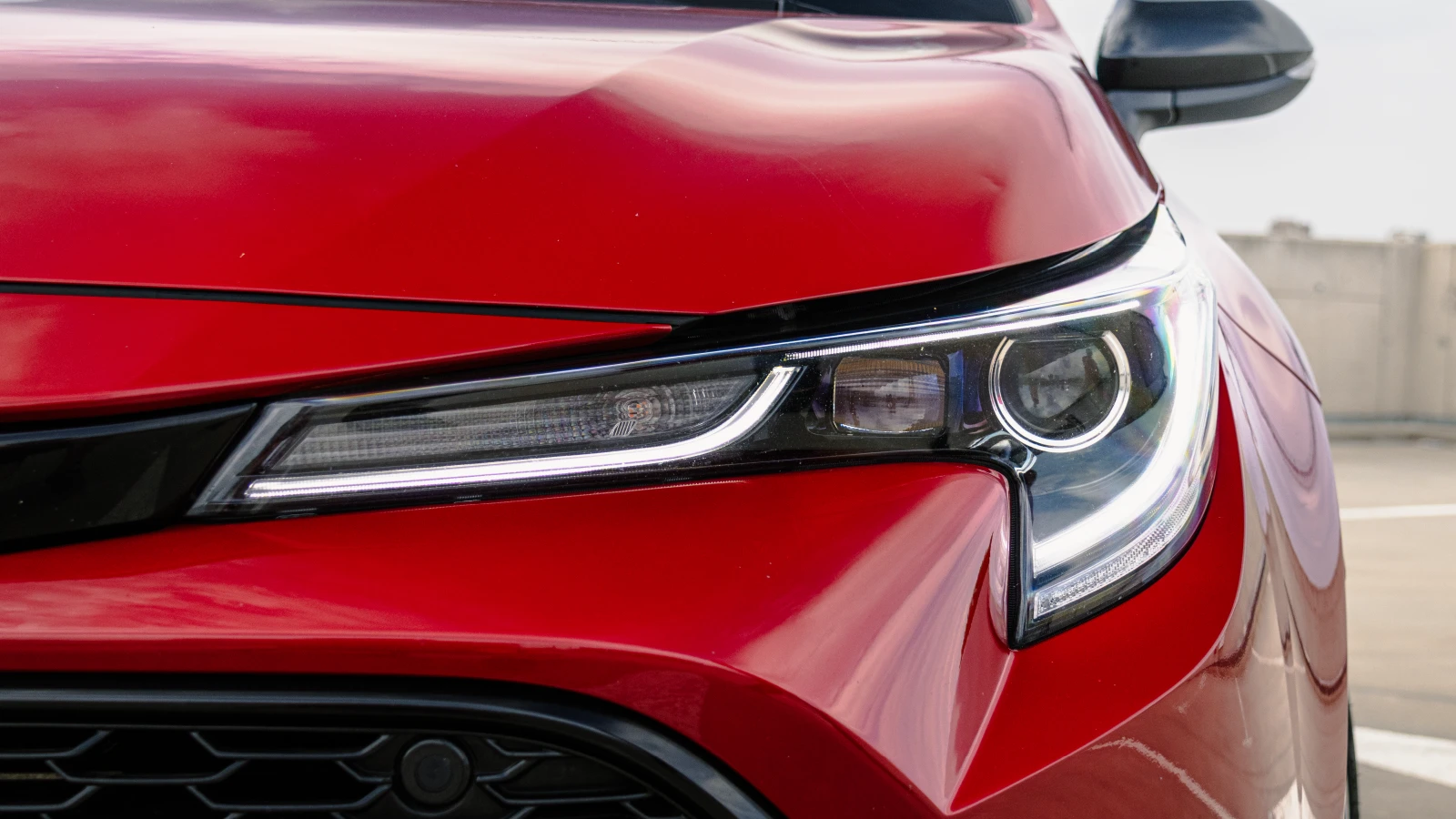 Toyota Corolla Luxury Premium Pano Roof 2.0 Hybrid 184hp. - изображение 8