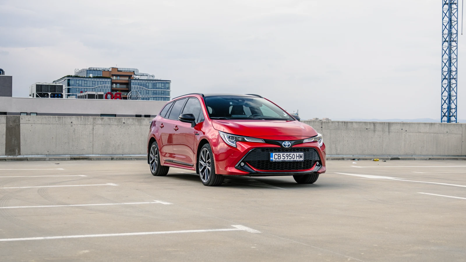 Toyota Corolla Luxury Premium Pano Roof 2.0 Hybrid 184hp. - изображение 4
