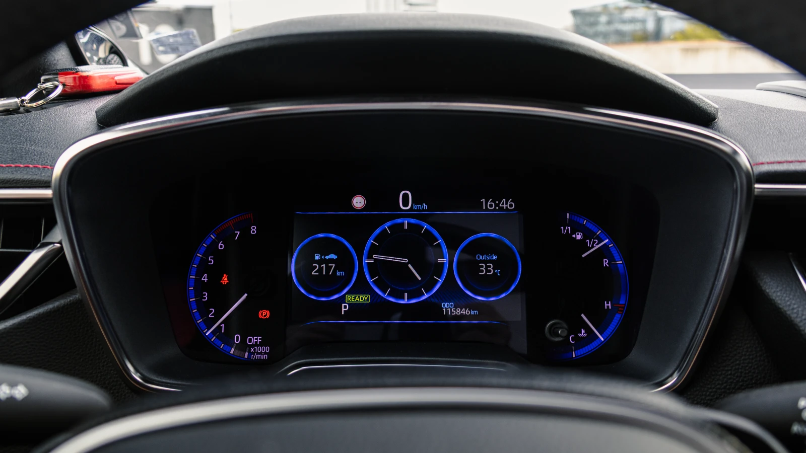 Toyota Corolla Luxury Premium Pano Roof 2.0 Hybrid 184hp. | Mobile.bg   12