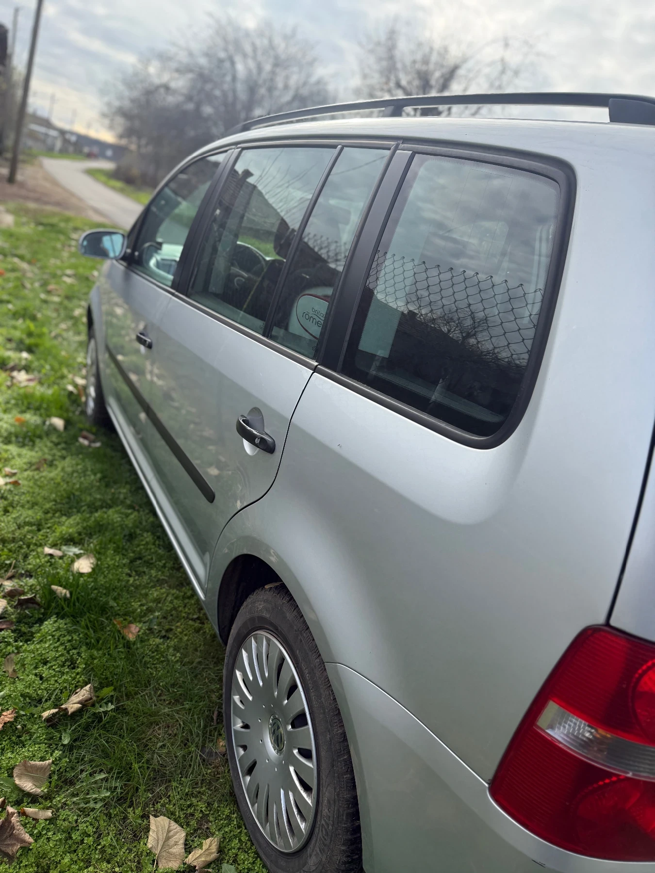 VW Touran  - изображение 5