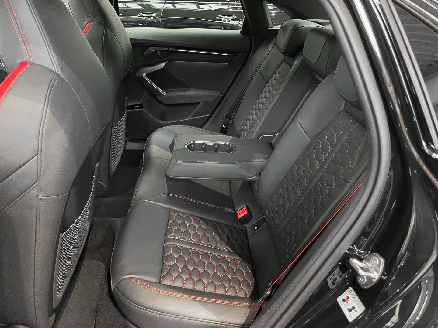Audi Rs3 CARBON/400HP/PANO/SONOS/MASSAGE/MATRIX/MEMO/750g | Mobile.bg � ����������� 16