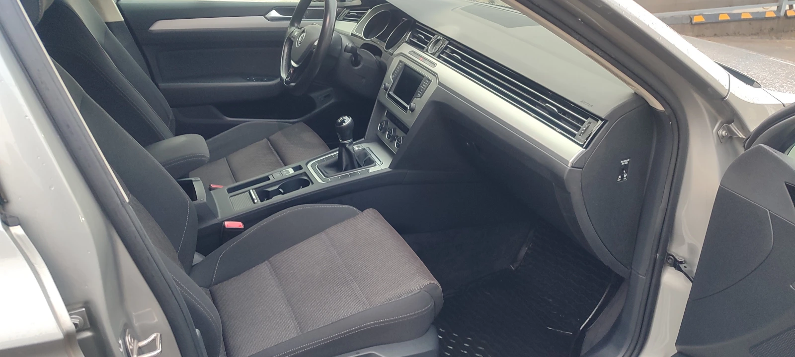 VW Passat 1.6 TDI | Mobile.bg � ����������� 11