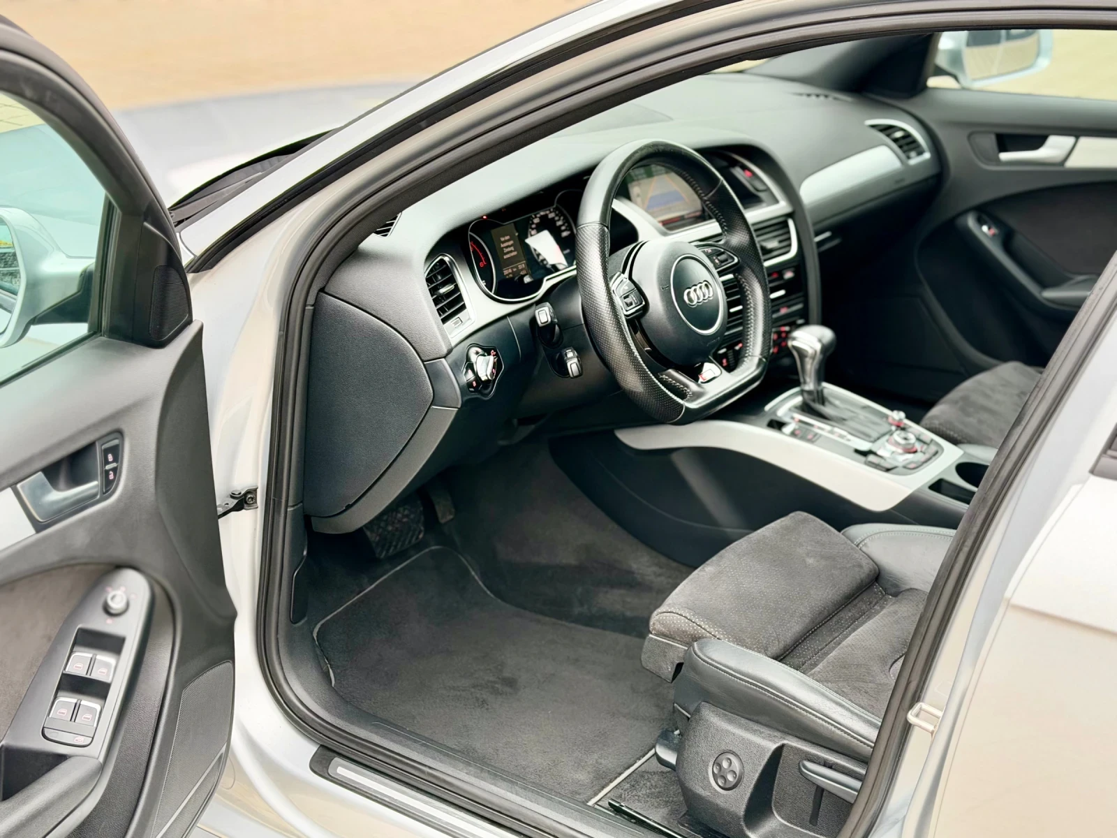 Audi A4 2.0TDI 3x S-line  Panorama- Distronic - изображение 9