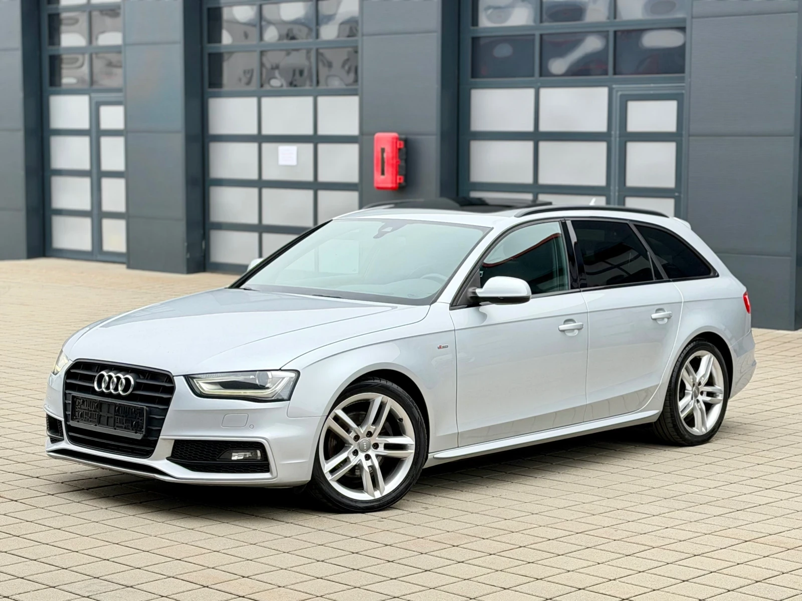 Audi A4 2.0TDI 3x S-line  Panorama- Distronic | Mobile.bg � ����������� 1