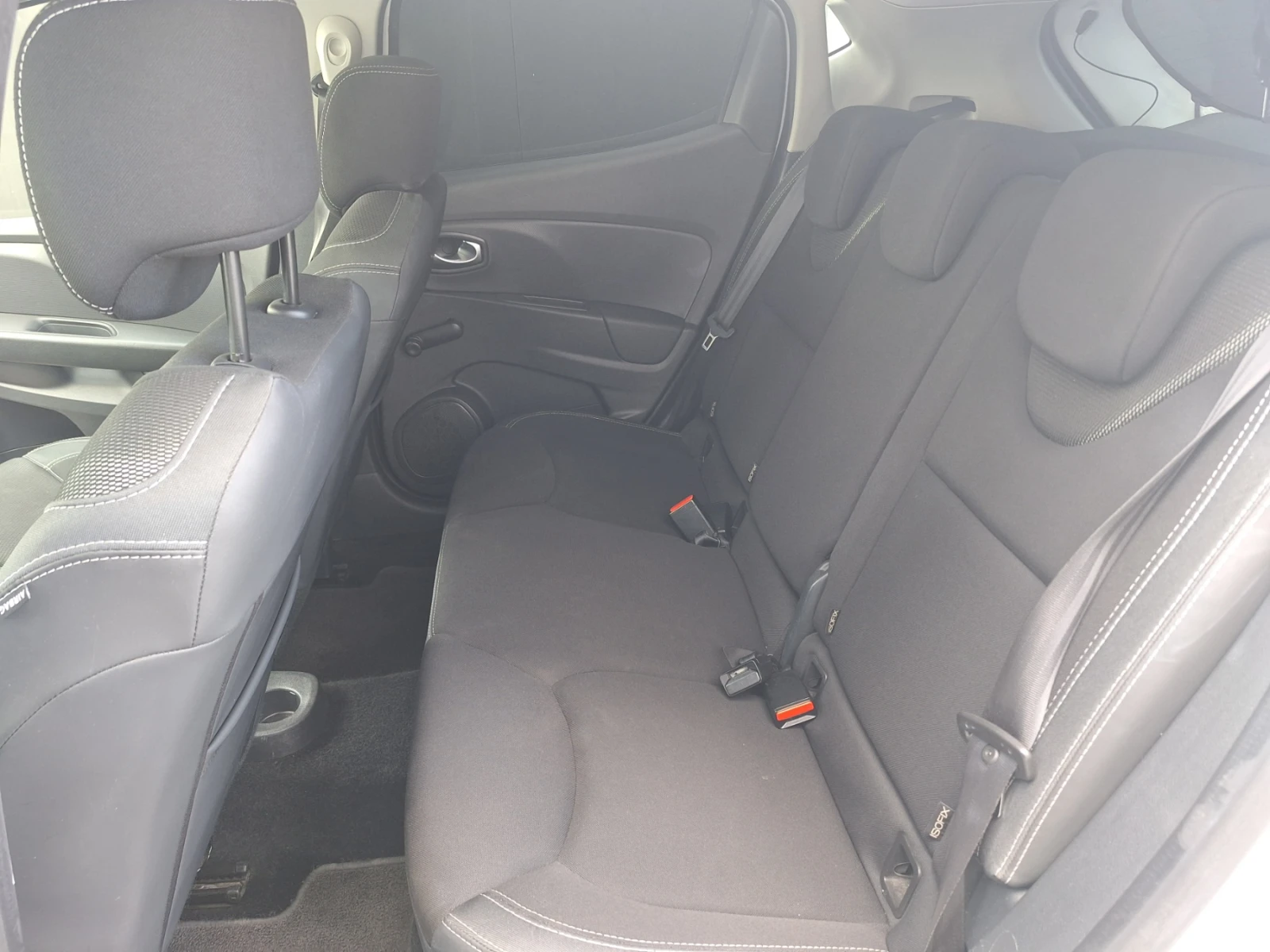 Renault Clio TCe 75к.с., снимка 16 - Автомобили и джипове - 53706940