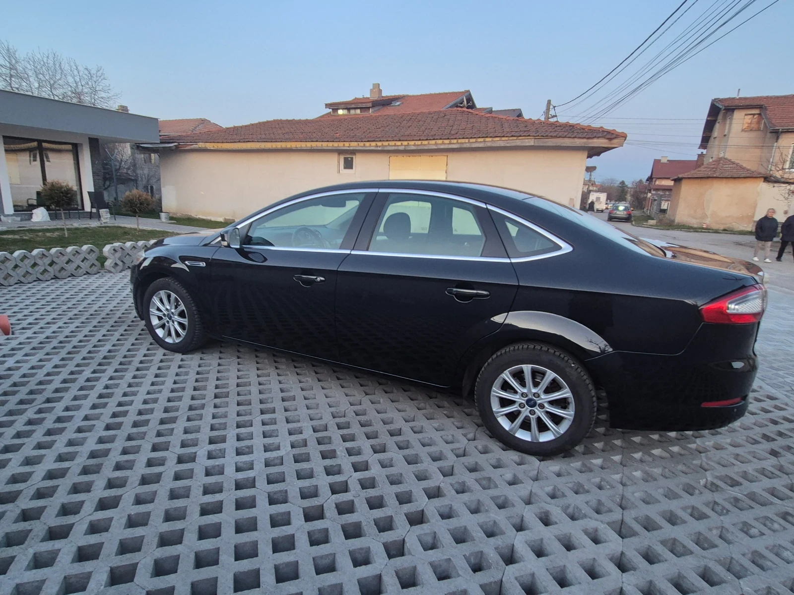 Ford Mondeo, снимка 2 - Автомобили и джипове - 53819073