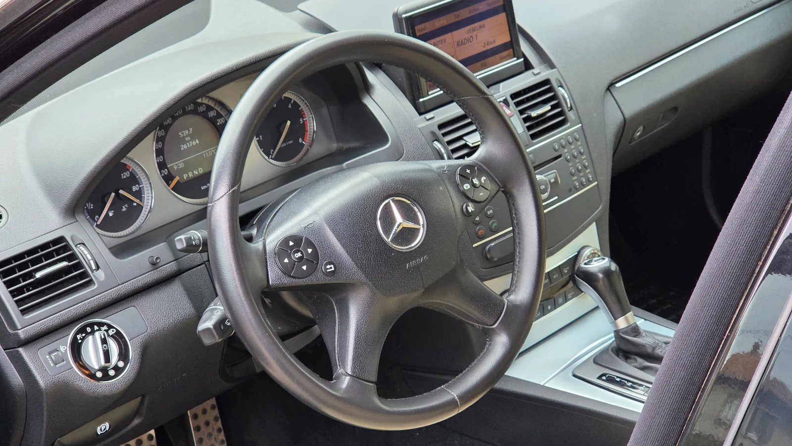 Mercedes-Benz C 220 CDI 170к.с. Avantgarde Сервизна История, снимка 10 - Автомобили и джипове - 53933056