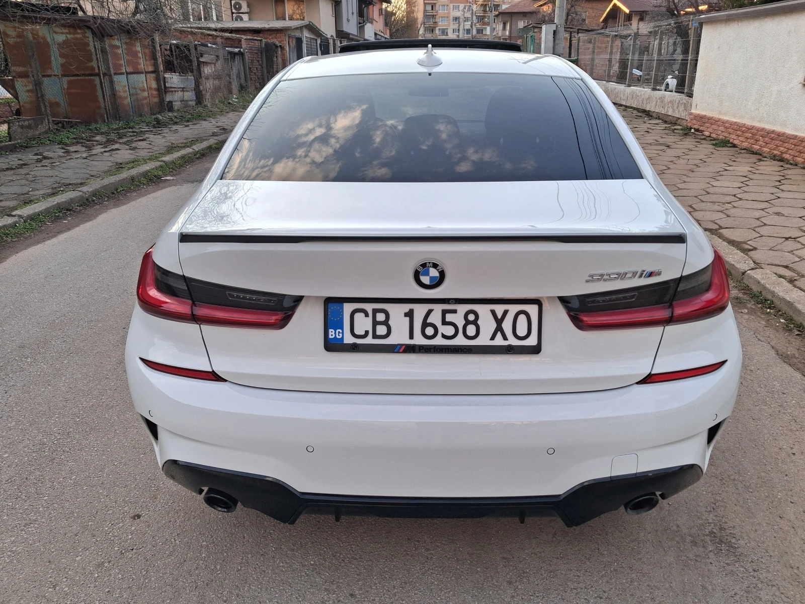 BMW 330 M-SPORT PACKET 70000KM., снимка 4 - Автомобили и джипове - 54043485