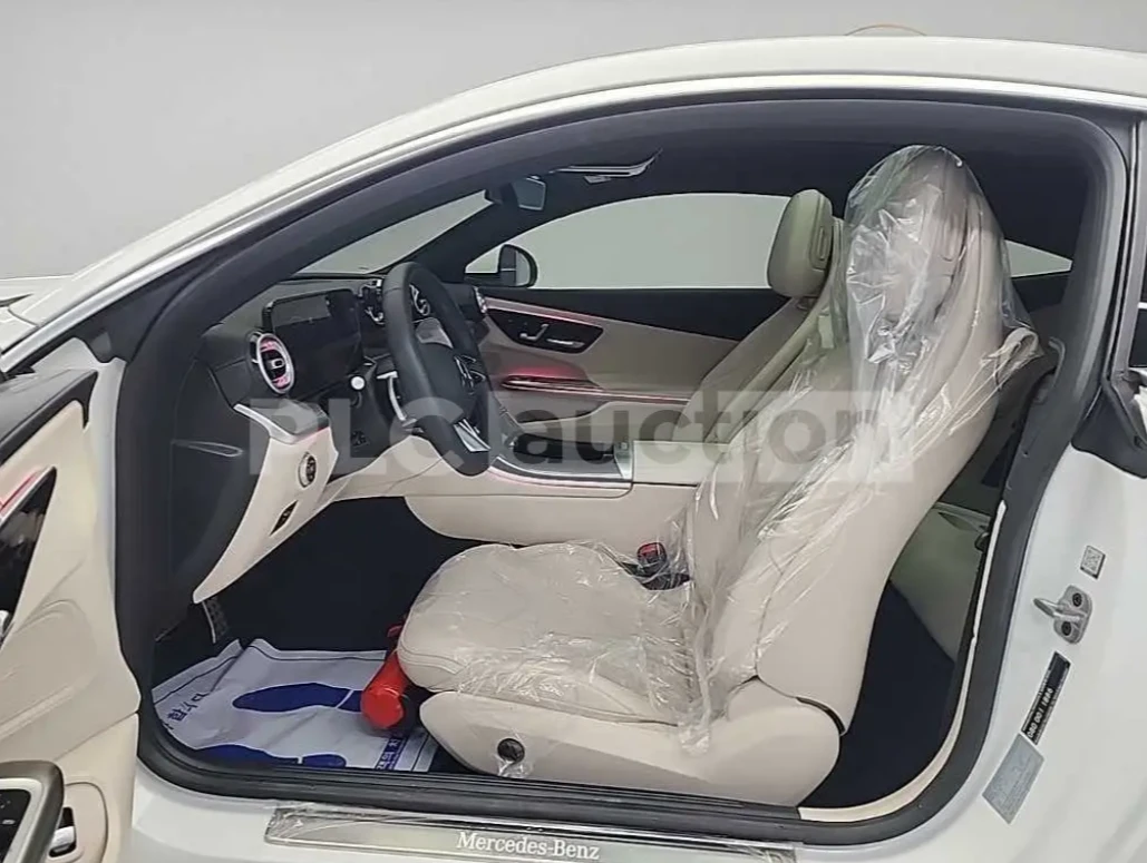 Mercedes-Benz CLE 200, снимка 11 - Автомобили и джипове - 54220805