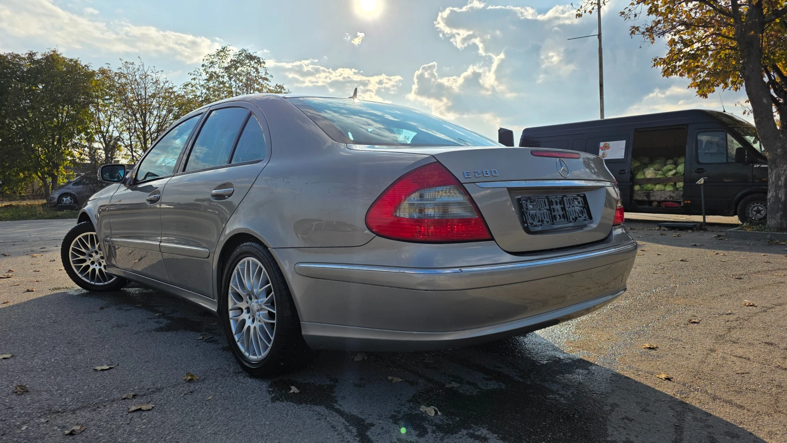 Mercedes-Benz E 280 УНИКАТ/FACE LIFT, снимка 4 - Автомобили и джипове - 54392460