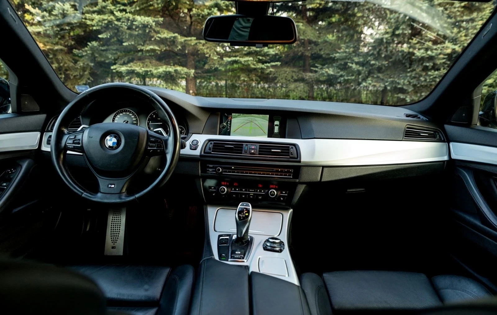 BMW 520, снимка 12 - Автомобили и джипове - 54973238