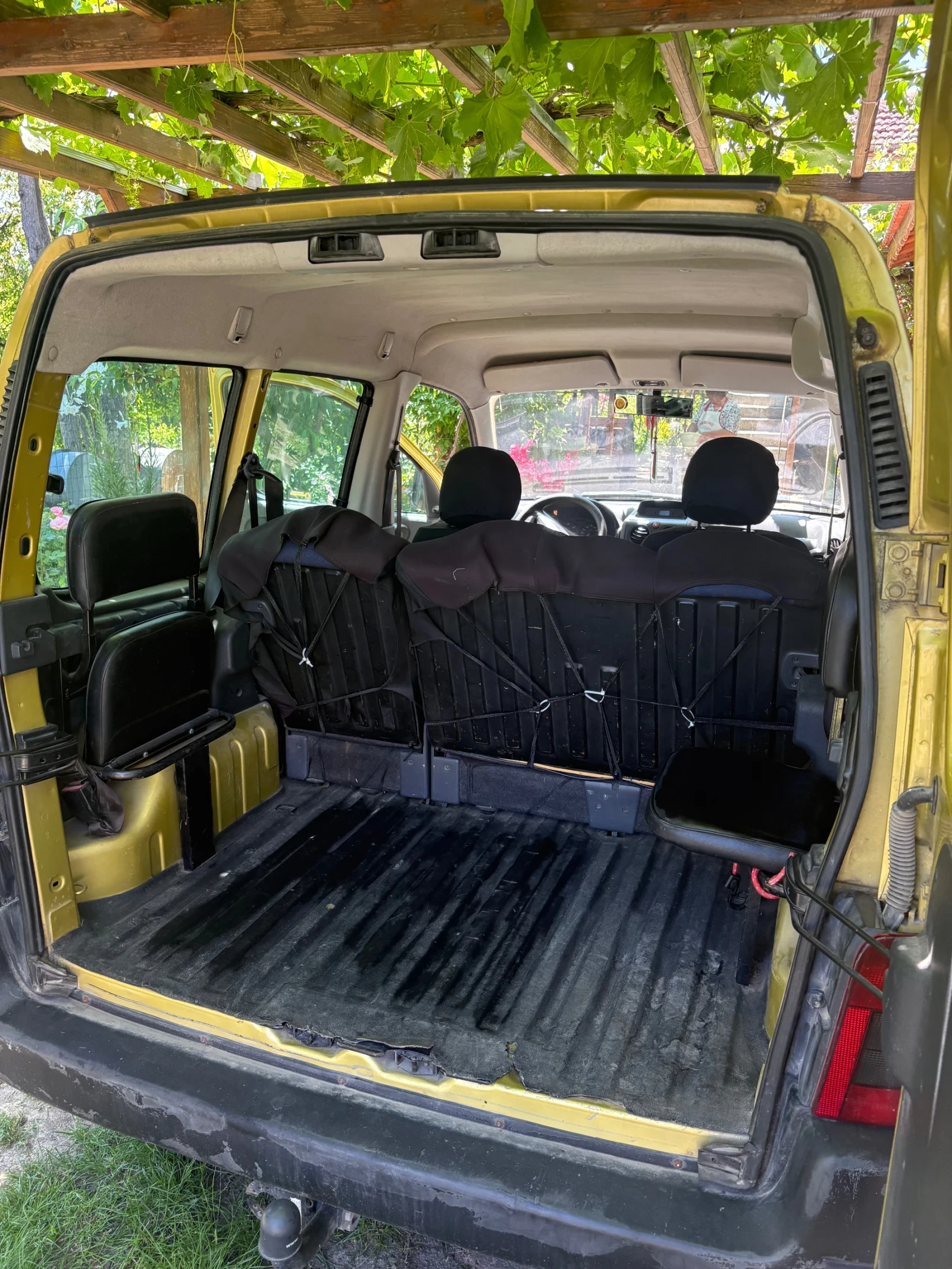 Peugeot Partner 1.9, снимка 6 - Автомобили и джипове - 54979267