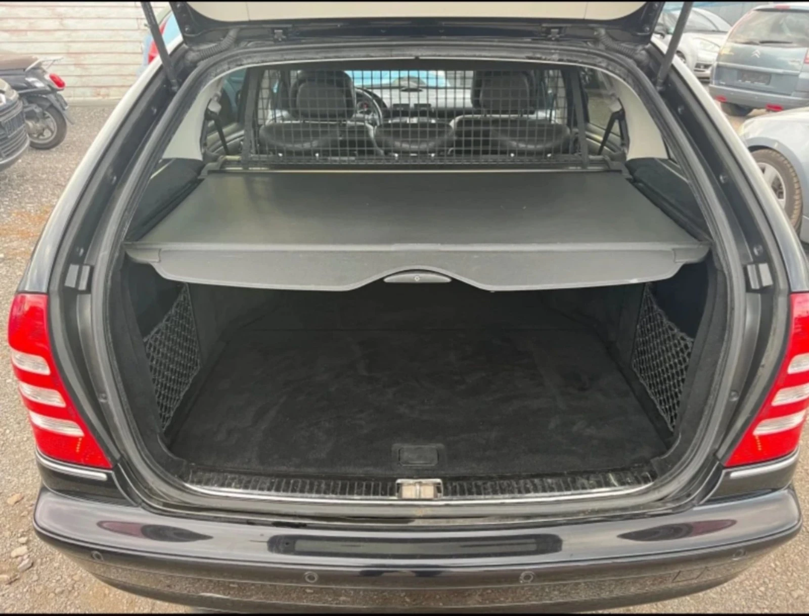 Mercedes-Benz C 230 2, 5 Бензин-Газ , снимка 11 - Автомобили и джипове - 54986247