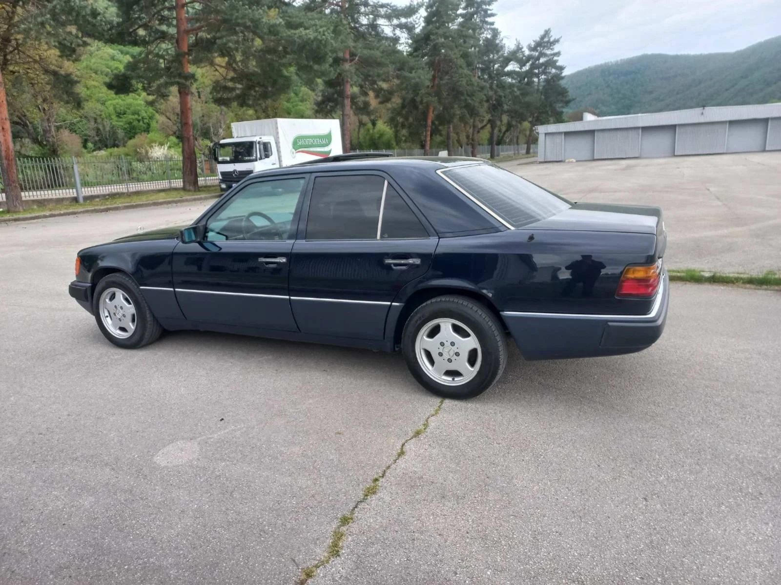 Mercedes-Benz 124 124 уникат 2.5дизел 95к.с, снимка 5 - Автомобили и джипове - 55178826