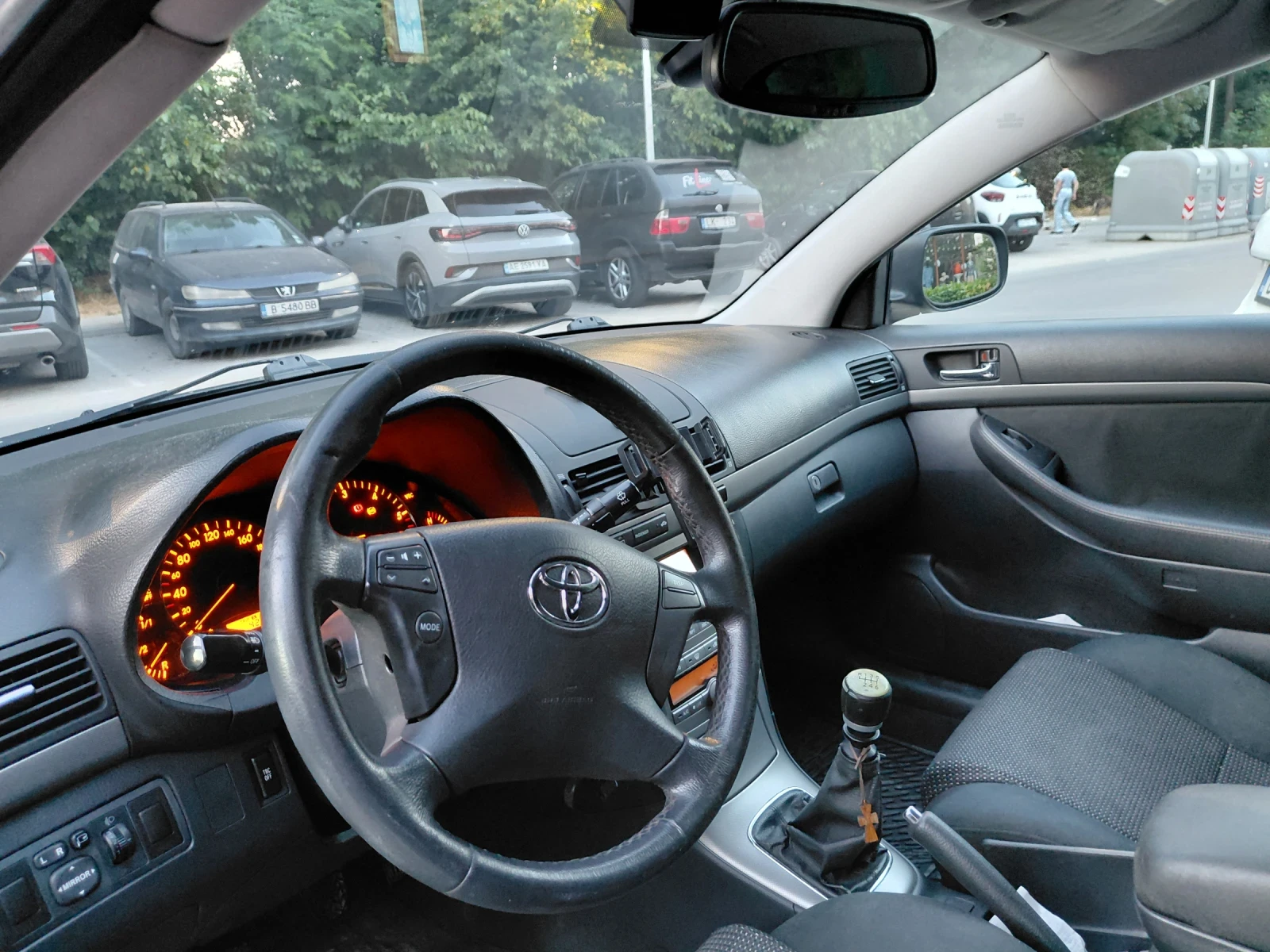 Toyota Avensis, снимка 7 - Автомобили и джипове - 55265399